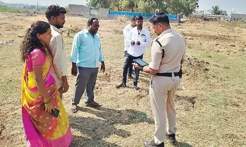 Farmer smells a rat, accuses rev officials of misleading collector