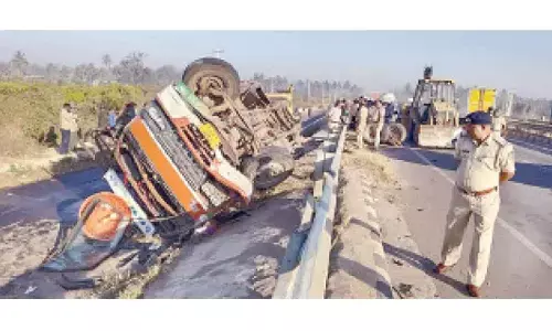 Youthful thrill ride ends in tragedy: Seven dead in Hoskote highway crash