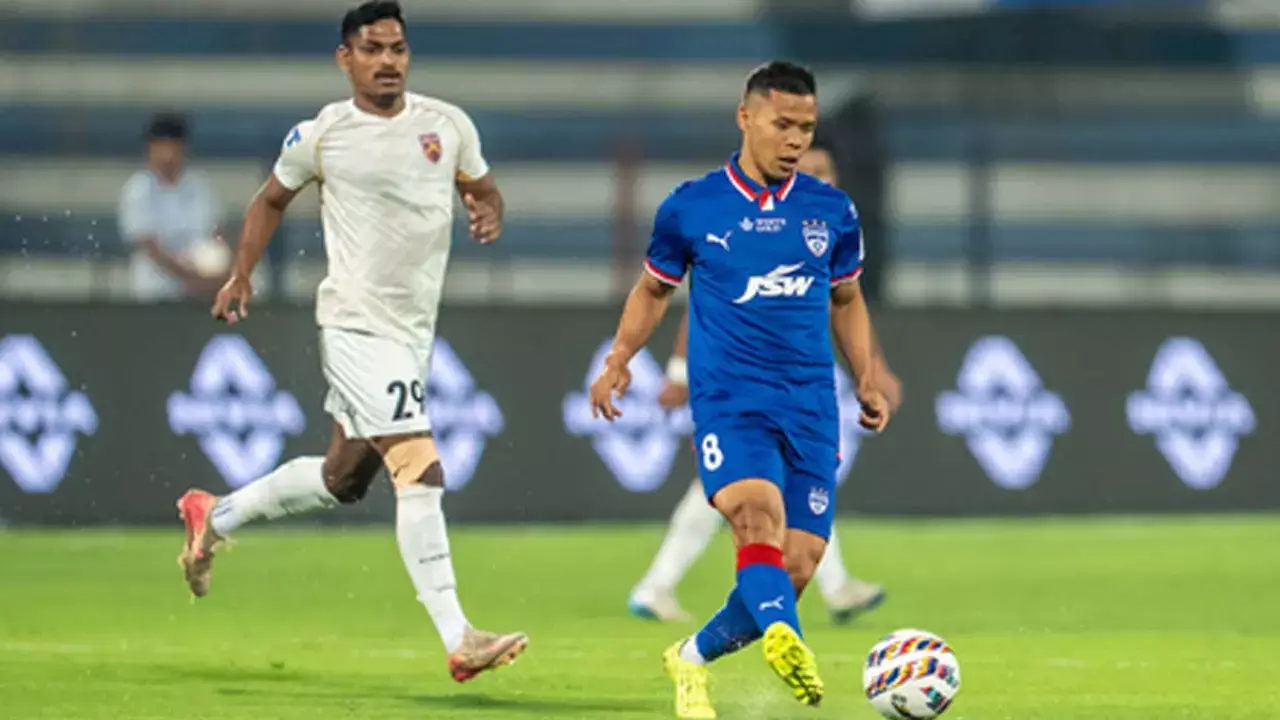ISL 2025-26: Sivasakthi, Chhetri strikes give Bengaluru a comfortable victory against SC Delhi