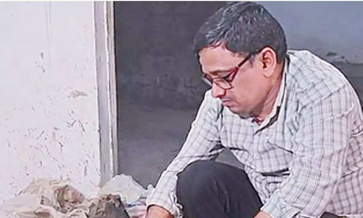 Black pottery finds global voice through ODOP, reviving a dying craft in UP Black pottery finds global voice through ODOP, reviving a dying craft in UP