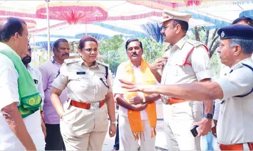 Police bandobast at temples in forest Police bandobast at temples in forest