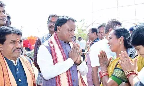 CM lays stone for textile park in Keonjhar