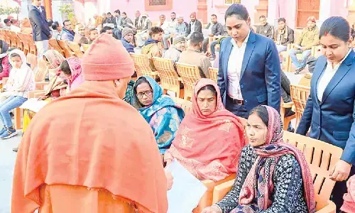 FIR must be filed against false probe reports: UP CM