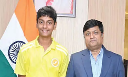 DRM appreciates cricketer Yashil for state-level exploits