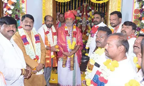 Minister attends Sant Sevalal Maharaj jayanti at Sevagad