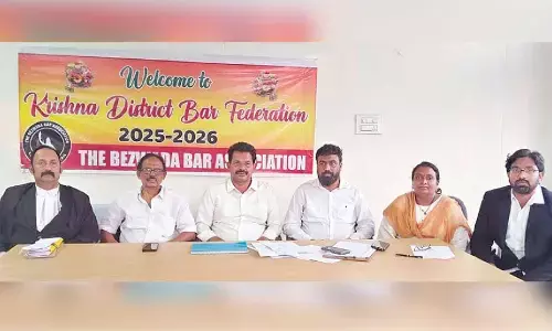 Lawyers condemn murder of Hyderabad advocate Lawyers condemn murder of Hyderabad advocate