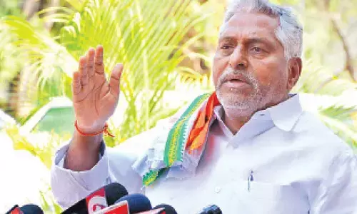 Jeevan Reddy mulls exit amid Jagtial municipal chairman row