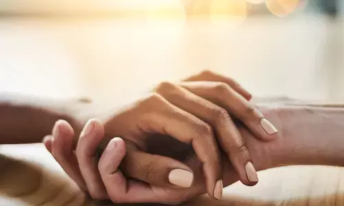 Spreading positivity through acts of kindness