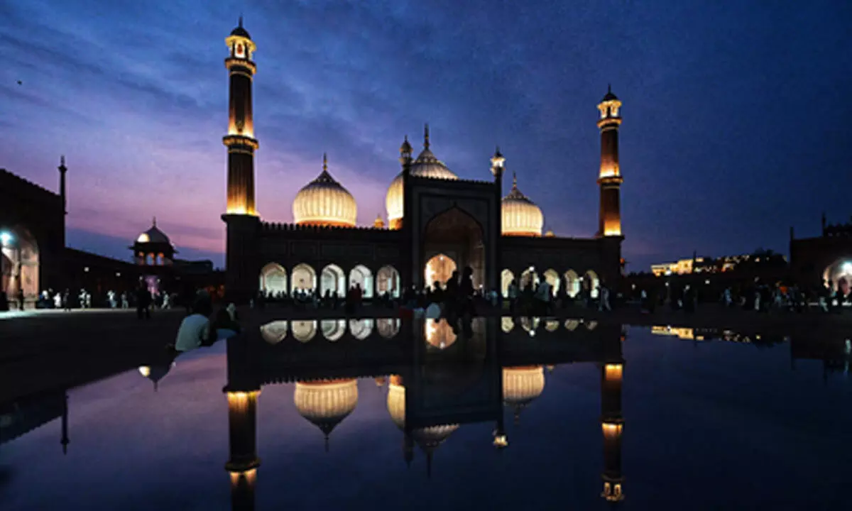 Crescent sighted in J&K, holy Muslim month of Ramadan to begin tomorrow