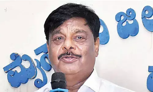 Leadership row intensifies in state with minister’s ‘dog’ remark Leadership row intensifies in state with minister’s ‘dog’ remark