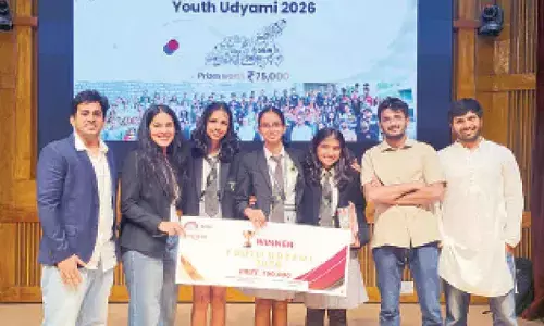 School students recognised at IIMB for developing mentorship platform School students recognised at IIMB for developing mentorship platform