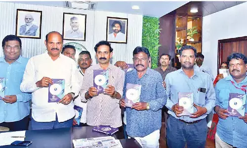 Govt committed to journalists’ welfare: Parthasarathy