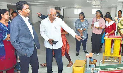 Collector inspects Reliance CBG plant