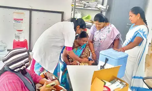 Breast milk most essential vaccine for newborn Breast milk most essential vaccine for newborn