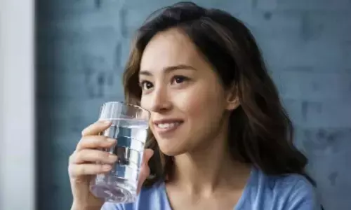 Wait Before You Sip: The Right Time To Drink Water After Meals