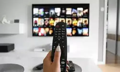 How Connected TV Advertising Works: A Simple Guide for Brands