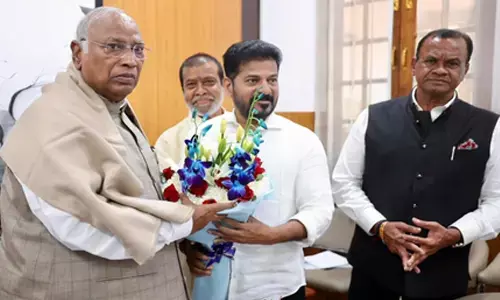 AICC reviews Tgana govt performance, discusses roadmap to strengthen party