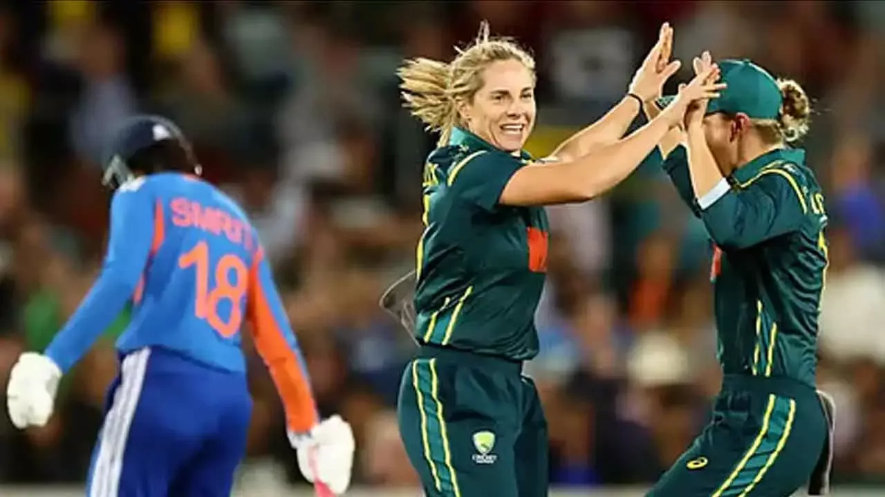 Australia beat India Women by 19 runs in 2nd T20I