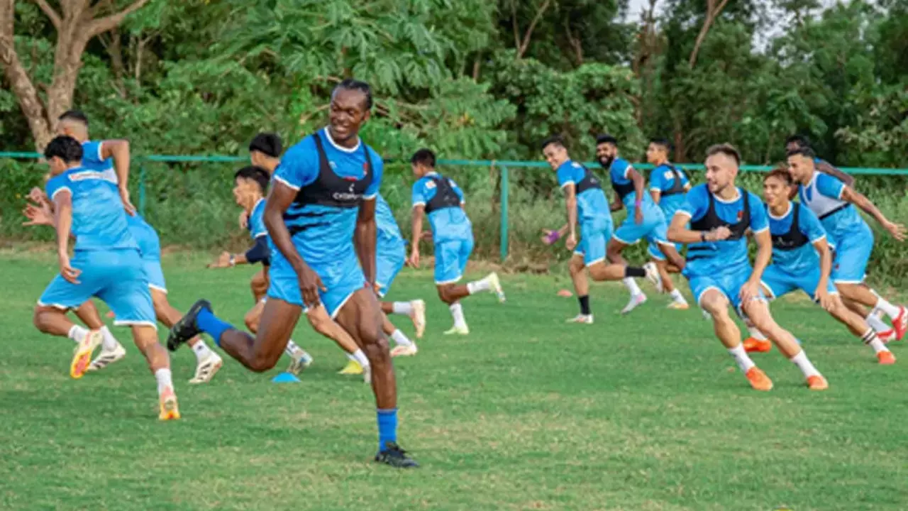 ISL 2025-26: East Bengal, Jamshedpur look to continue winning runs