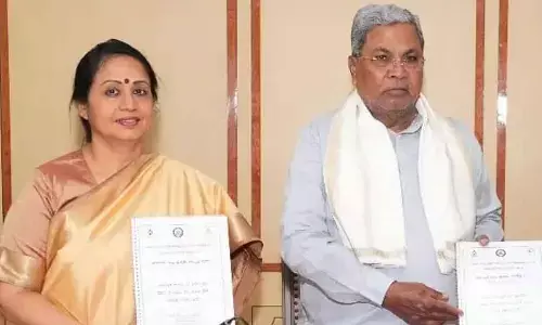 RTI activist complains to ED, IT dept with bribery charge against Chief Secy RTI activist complains to ED, IT dept with bribery charge against Chief Secy