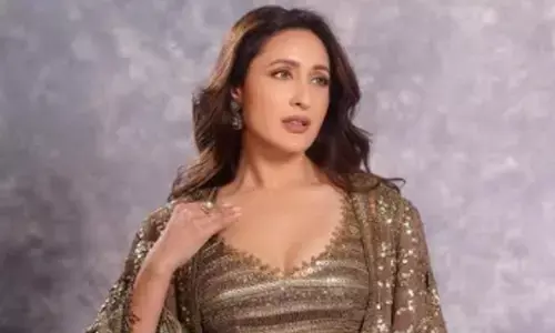 Pragya Jaiswal captures spotlight with a glamorous fashion statement