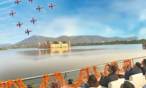 Surya Kiran, Sarang teams enthral Jaipur with aerobatic display over Jal Mahal