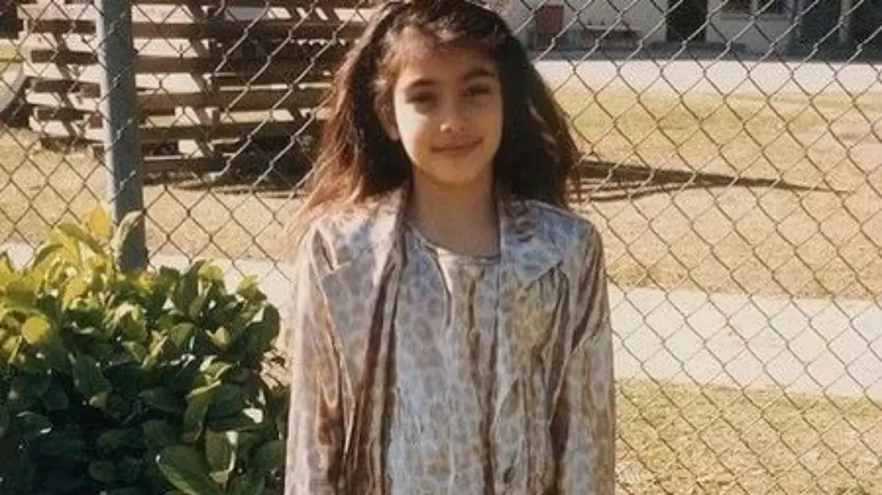 Kim Kardashian recalls performing Belinda Carlisle classic at 1987 school talent show