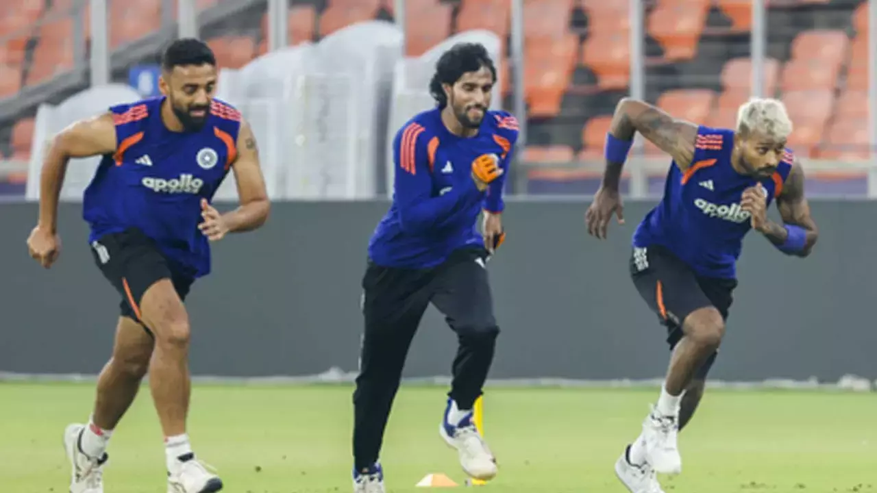 T20 WC: Bumrah, Hardik to be Indias twin trump cards for Super Eights, says Paranjape