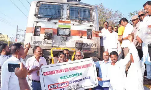 Eatala pushes for Bollaram station upgrade under Amrit Scheme