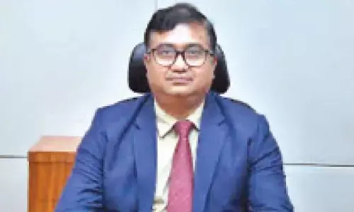 PNB Executive Director felicitates top performers in city