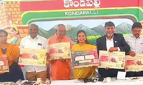 Rs 1 lakh prizes for contest on Kondapalli toys