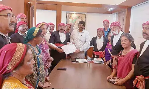 CNC submits memorandum on Mother Language Day