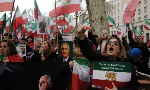 Student-Led Protests Resurface In Iran Amid Clashes And Anti-Regime Slogans Student-Led Protests Resurface In Iran Amid Clashes And Anti-Regime Slogans