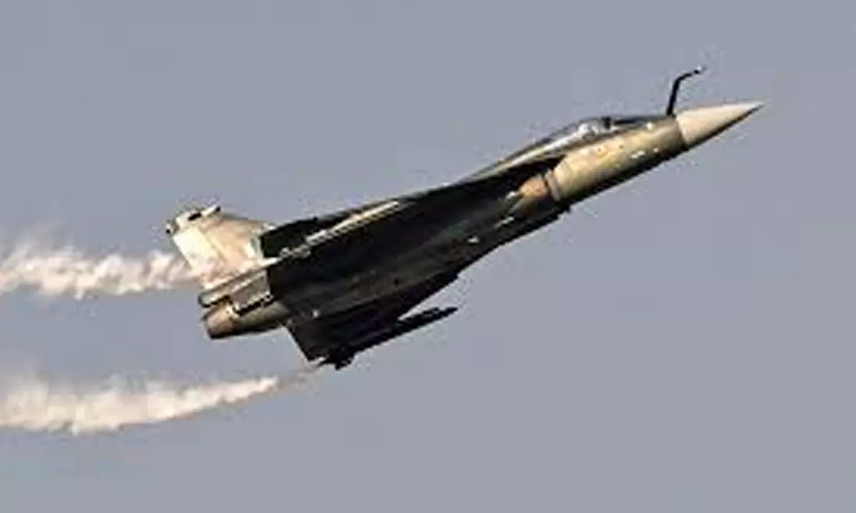 Indian Air Force Halts Tejas Fleet After Recent Crash Indian Air Force Halts Tejas Fleet After Recent Crash