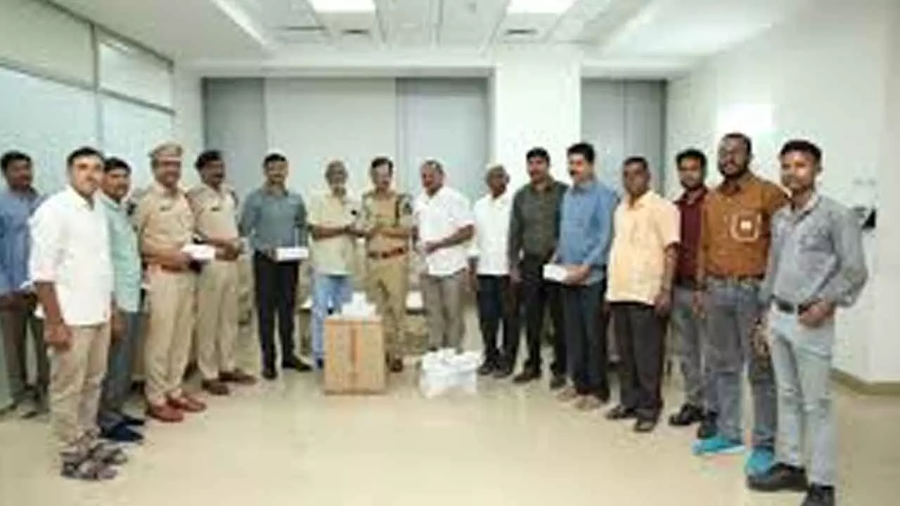 Karanbagh Colony residents chip in for 32 CCTV cameras Karanbagh Colony residents chip in for 32 CCTV cameras