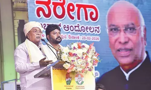 Centre weakening pro-people laws, says Siddaramaiah