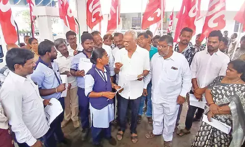 CPI demands social security for petrol pump workers