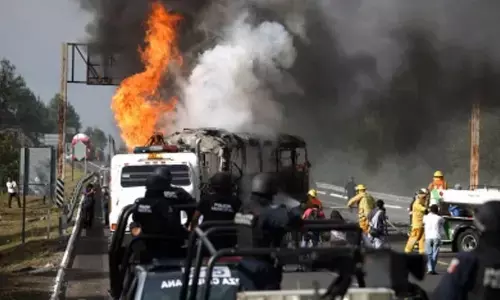 Cartel boss killing sparks chaos in Mexico