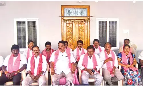 BRS alleges corruption conspiracy in Pebberu market land row