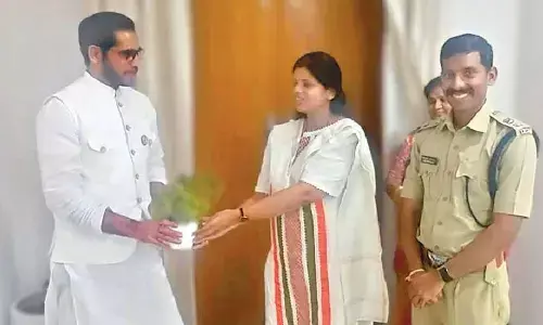 Minority Commission chief meets district officials in Nizamabad