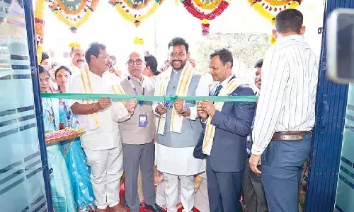 Civil Aviation Minister inaugurates new SBI branch Civil Aviation Minister inaugurates new SBI branch