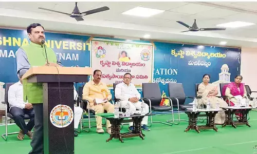 Youth urged to think innovatively Youth urged to think innovatively