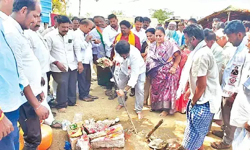 CC road to be laid at a cost of Rs 5L