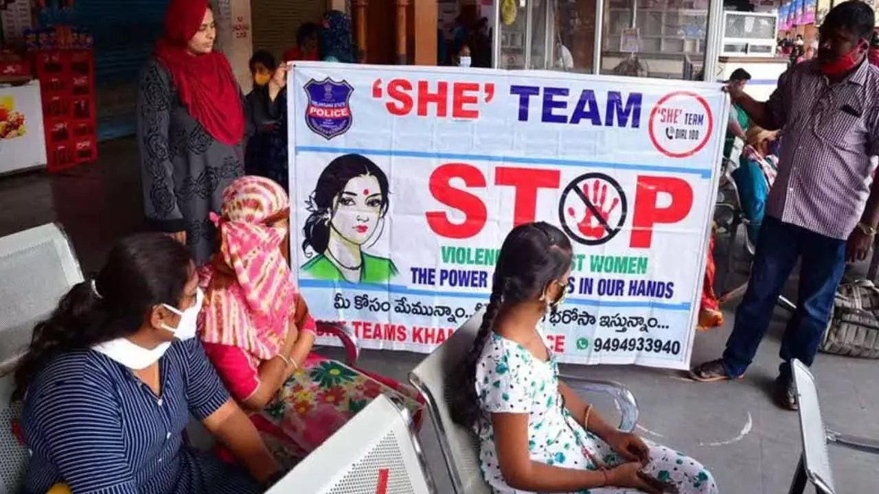 264 eve teasers caught during Numaish 264 eve teasers caught during Numaish