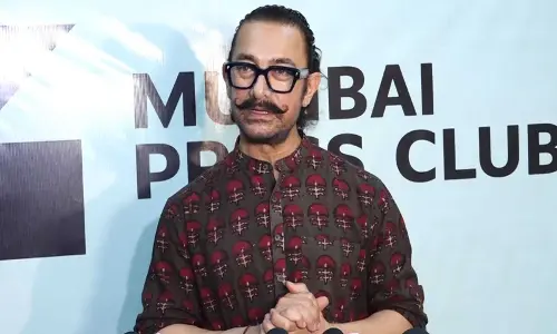 Aamir Khan says veteran screenwriter Salim Khan is still in ICU but his health is improving