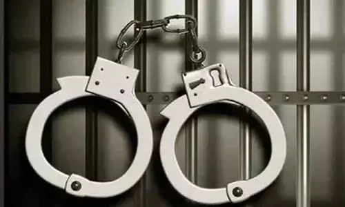 Two held for running fake call centre