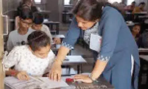 UP School Board has authority to prescribe textbooks for Classes 10, 12: HC