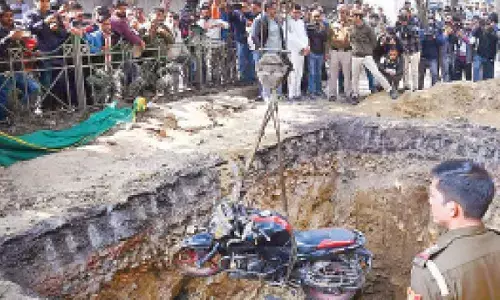 Janakpuri biker death case: Public roads cant become death traps: HC refuses bail to contractors