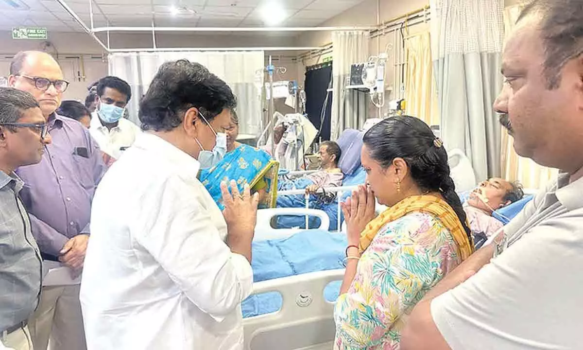 Tourism minister calls on adulterated milk victims Tourism minister calls on adulterated milk victims