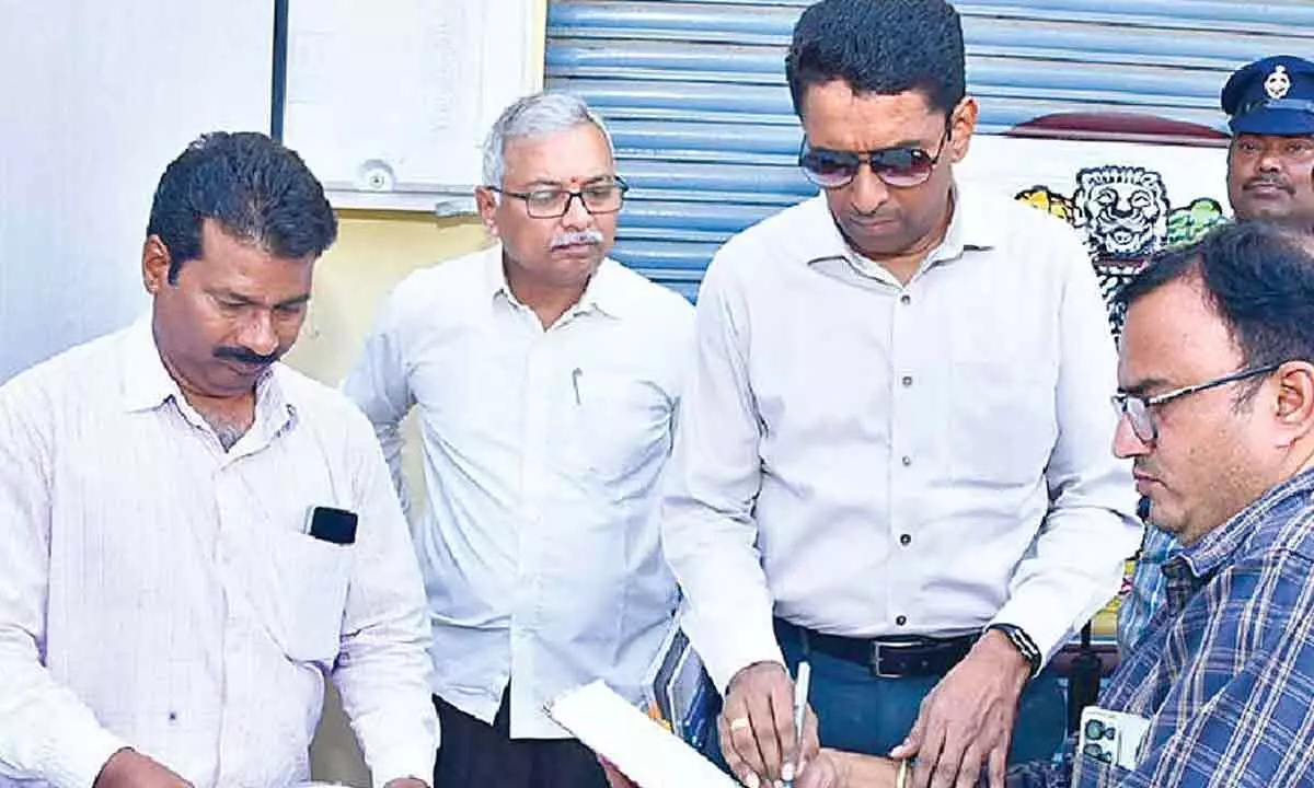 NTR dist collector inspects EVM godown NTR dist collector inspects EVM godown